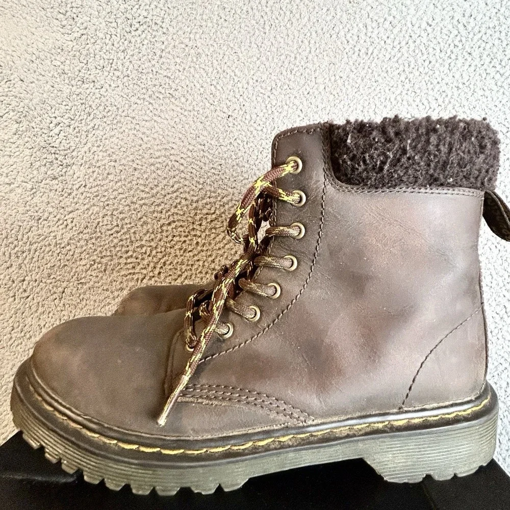 Dr. Martens 1460 J Boots Youth Kids Size 3 Brown Boots w/ Zipper